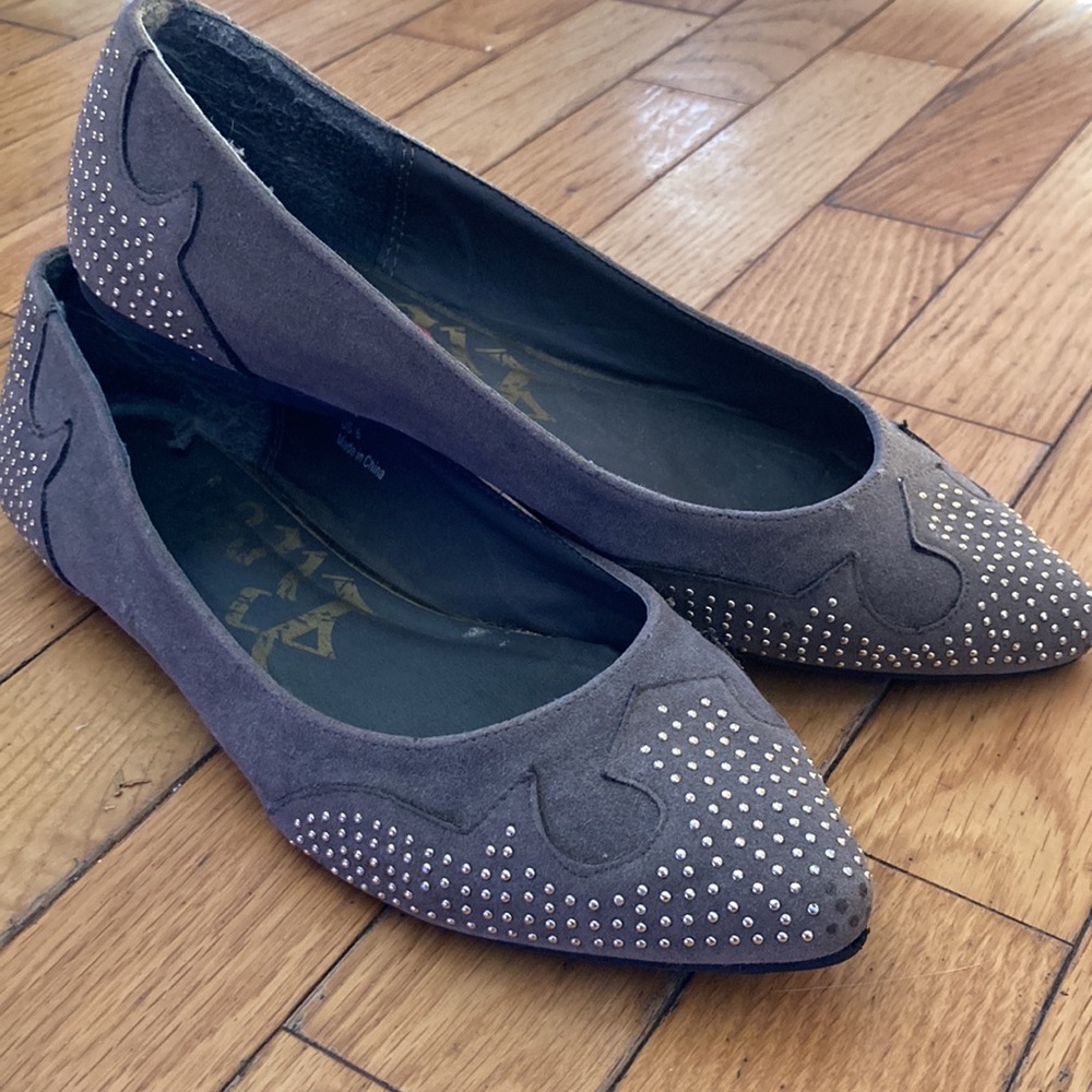 👠BOGO FREE👠REBEL💫 Women’s Gray with Gold Beading Ballerina Slipper Shoes